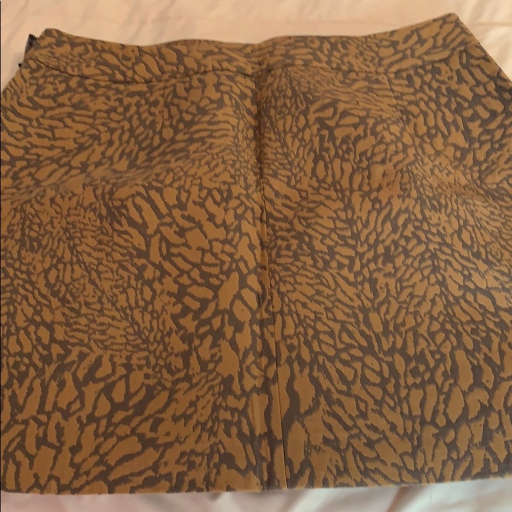 Loft skirt